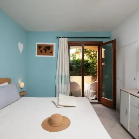 Casa Con Giardino أولبيا