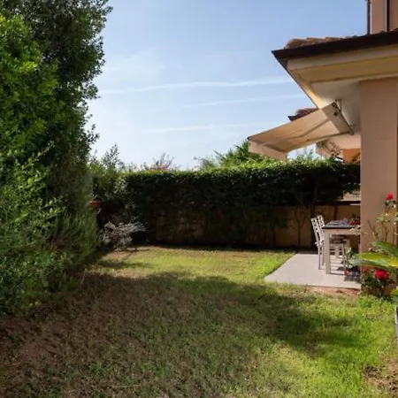 Casa Margaux Olbia Con Giardino אולביה